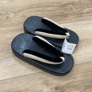 Black wood Japanese kimono shoes sandals zori brand new from Japan